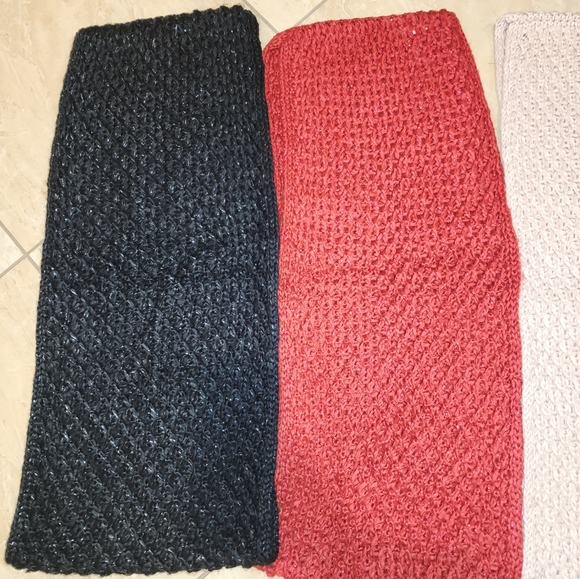 Bundle of 4 infinity scarfs - Picture 3 of 7